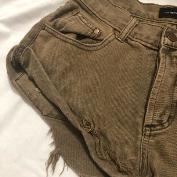 Mustard Seed Distressed High Rise Button Fly Short - Picture 7 of 12